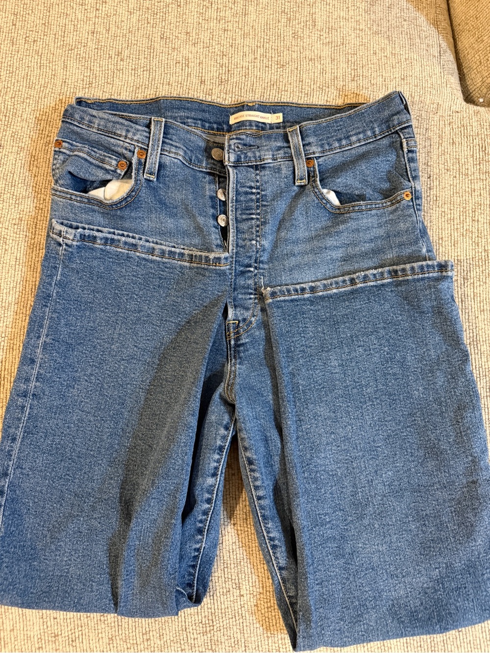 Levi’s ribcage straight ankle jeans
